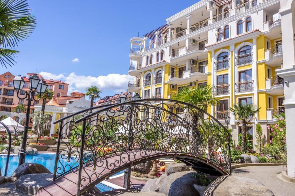 Aparthotel Monte Carlo Słoneczny Brzeg Zewnętrze zdjęcie